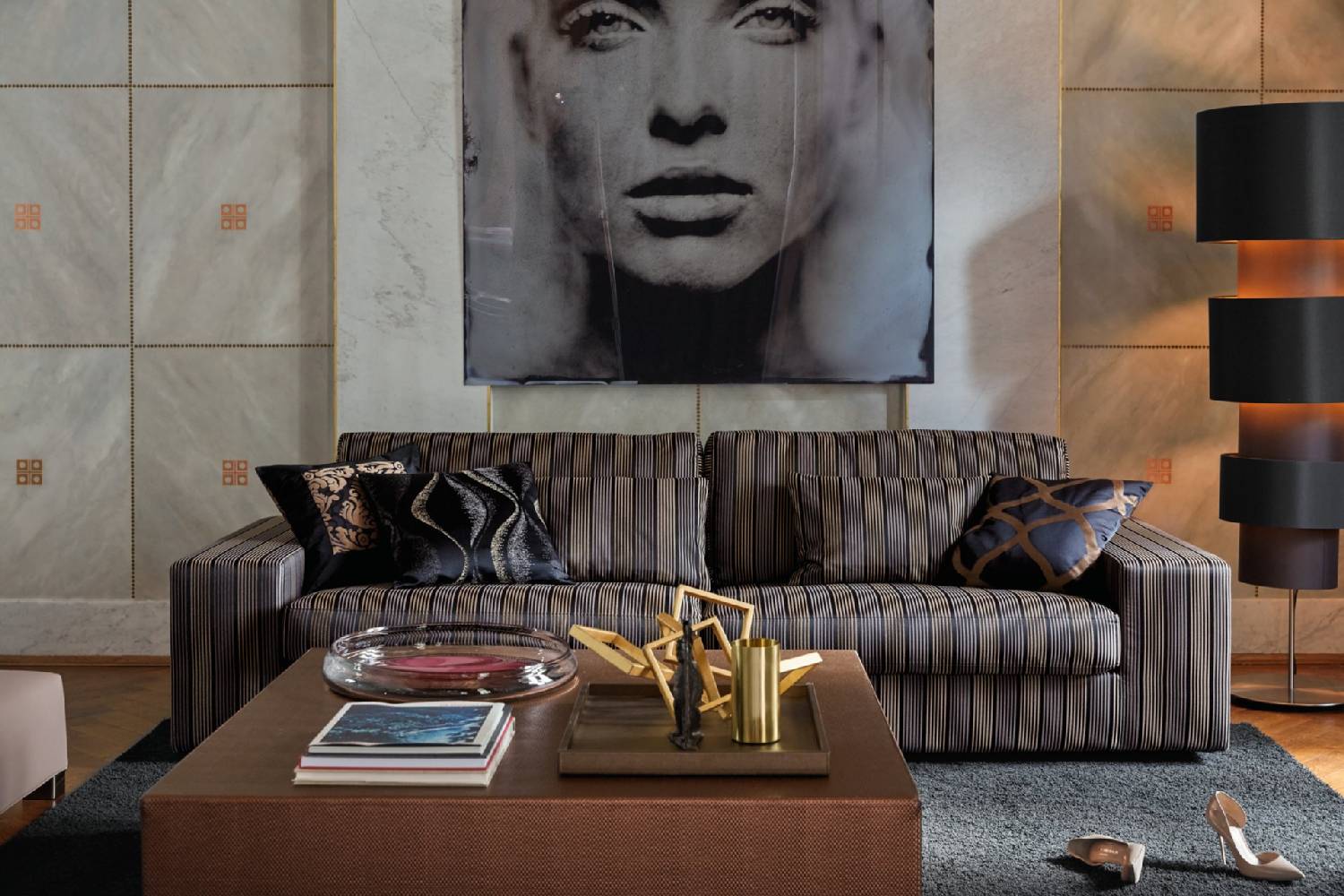 In unserer Polsterei arbeiten wir mit vielen namhaften Herstellern zusammen