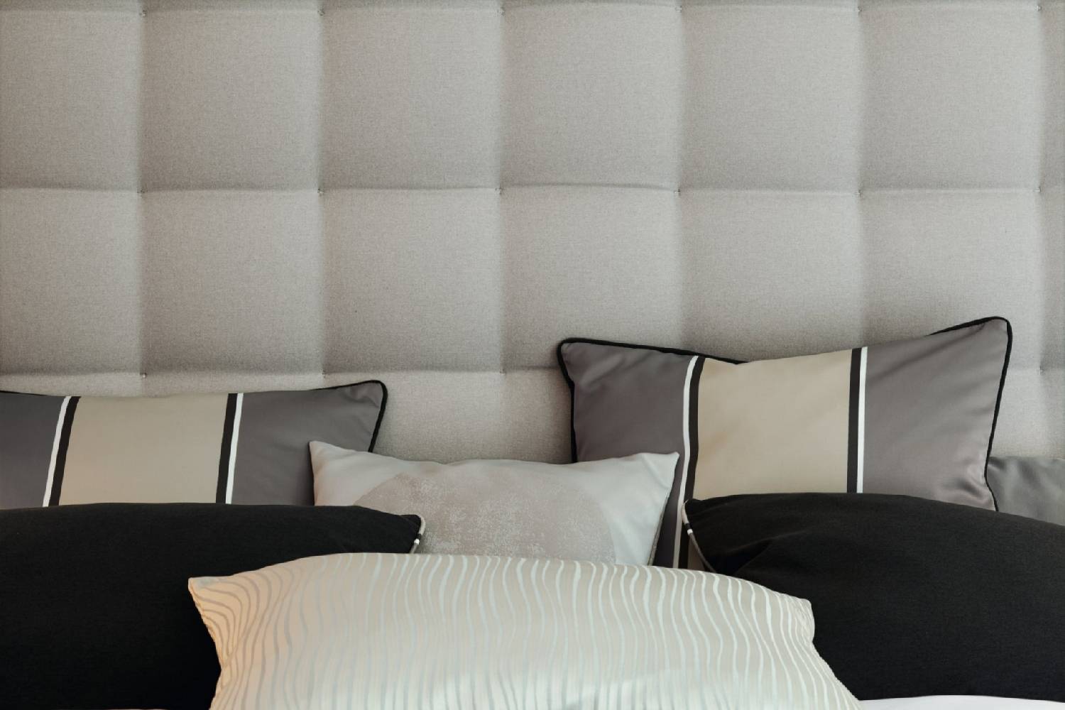 Wenn Sie einen kreativen und kompetenten Berater für Raumausstattung, Inneneinrichtung und Polstermöbel suchen, sind wir in Bochum genau die richtigen Partner