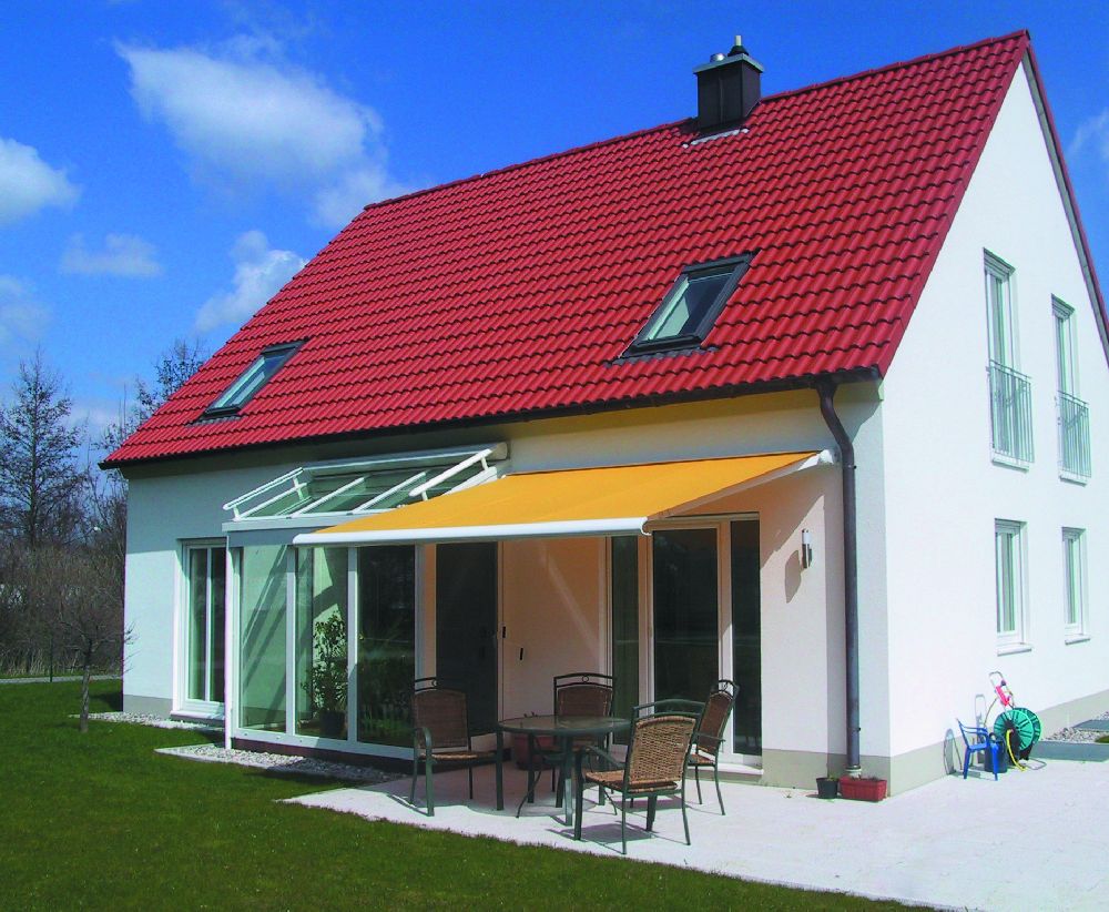 Wir bieten Ihnen Wintergartenrolladen und Markisen in Leipzig. Wir bieten Ihnen Wintergartenrolladen und Markisen in Leipzig.