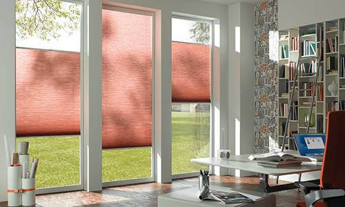 Terrassendächer, Sonnensegel und Lamellendächer – diese und weitere Leistungen rund um das Rollladen- und Sonnenschutztechniker-Handwerk bieten Ihnen Rollladenbau Schulze in Wanzleben-Börde an.