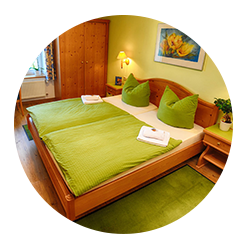 Wir bieten Ihnen eine Alternative zu Übernachtungen in Zürich in unserem Hotel mit Gasthof nahe der Schweizer Grenze in Hohentengen.