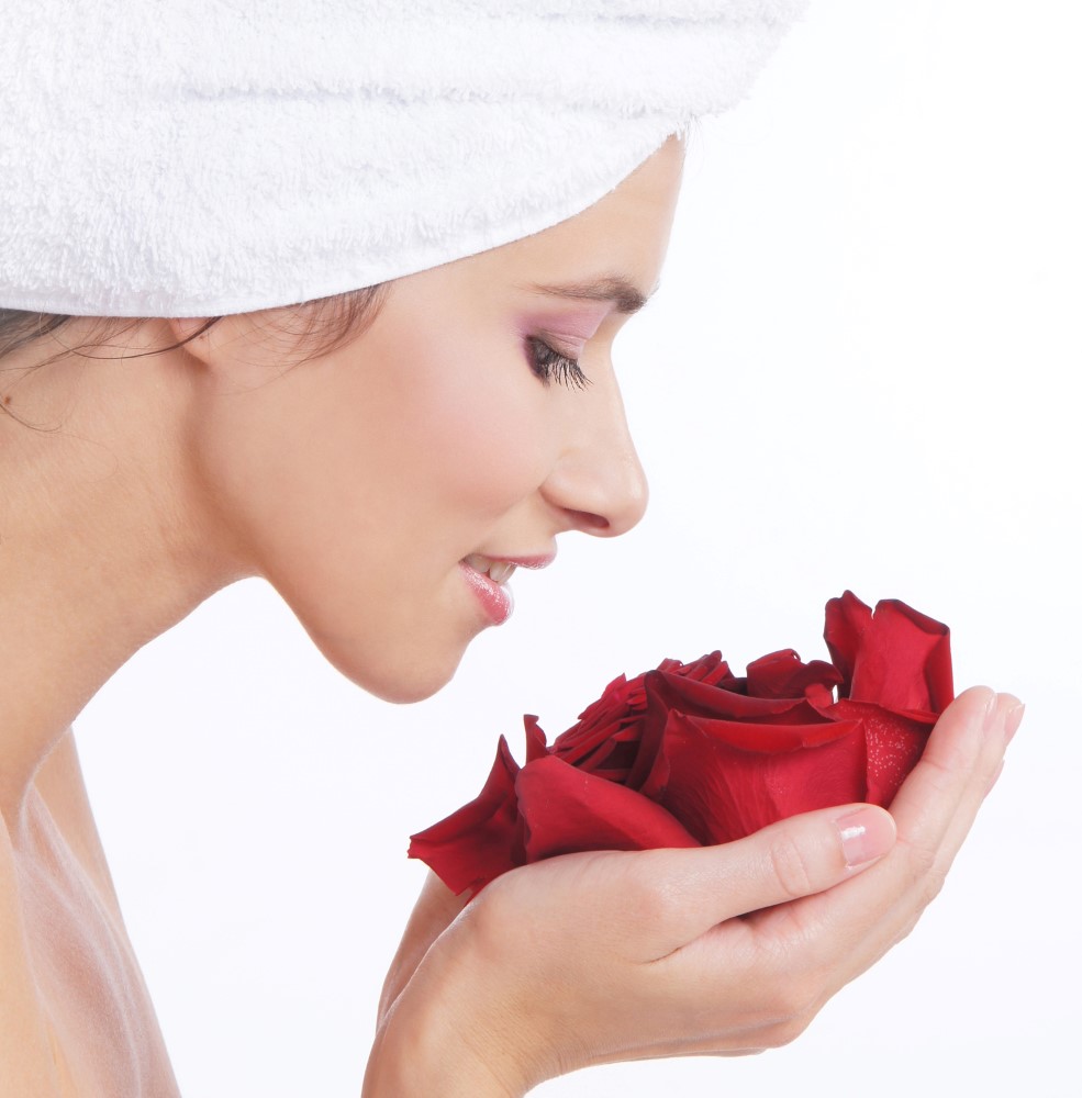 Ob Reinigung, Peeling oder Aromatherapie das Kosmetik-Fach-Institut Hautsache in Köln bietet verschiedene Behandlungen für Ihre Haut