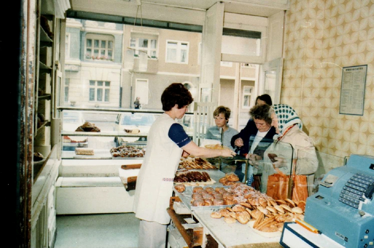Willkommen in unserer handwerklichen Bäckerei in Berlin bekommen Sie leckeres Sauerteigbrot.