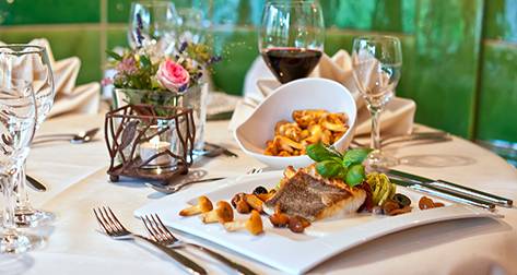 Wir bieten Ihnen feinste Speisen in unserem Restaurant in Hofstetten - Besuchen Sie uns bei Gasthaus Linde!