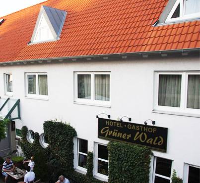 In die familiäre Atmosphäre unseres Hotels kehren jedes Jahr Stammgäste zurück. Schauen auch Sie in Hofheim Wallau vorbei!