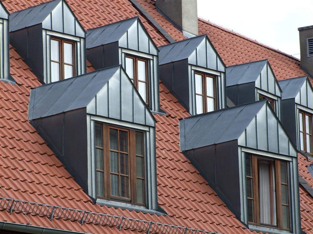 Als Ihr Dachdecker in Ludwigsfelde kümmern wir uns natürlich auch um Ihre Dachfenster!