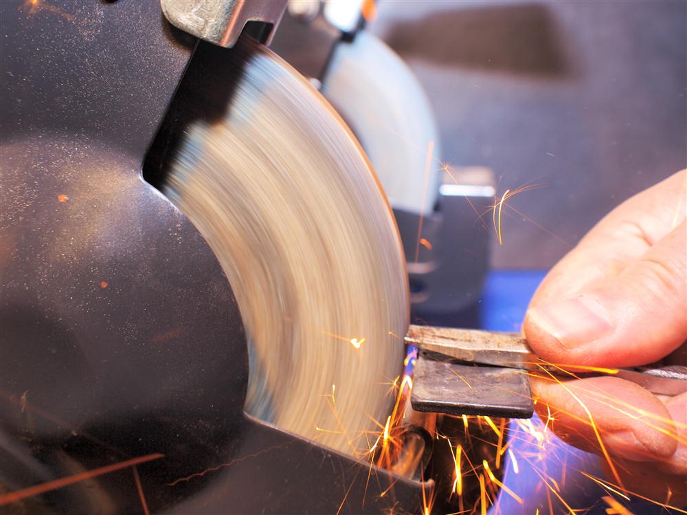 Unsere Werkzeugschleiferei in Waldheim schärft Ihre Metallbearbeitungswerkzeuge.