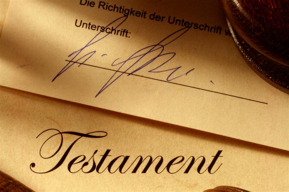 Zu den verschiedenen Arten von Testamenten erhalten Sie im Notariat in Waiblingen (zwischen Korb, Fellbach, Weinstadt und Kernen gelegen) weitere Informationen.