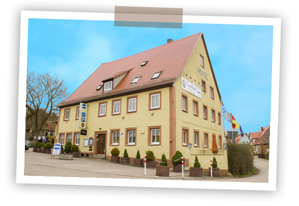 Der Gasthof Neusitz steht schon seit 600 Jahren im schönen Urlaubsort Neusitz.