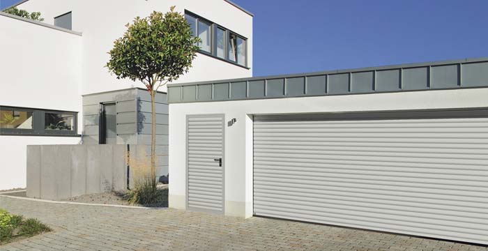 Bei Spengler + Bachstein in Hamburg finden Sie die passenden Garagentore und Nebentüren für Ihr Zuhause. Hier finden Sie weitere Informationen zu Garagentoren, Sektionaltoren, Schwingtoren und mehr.