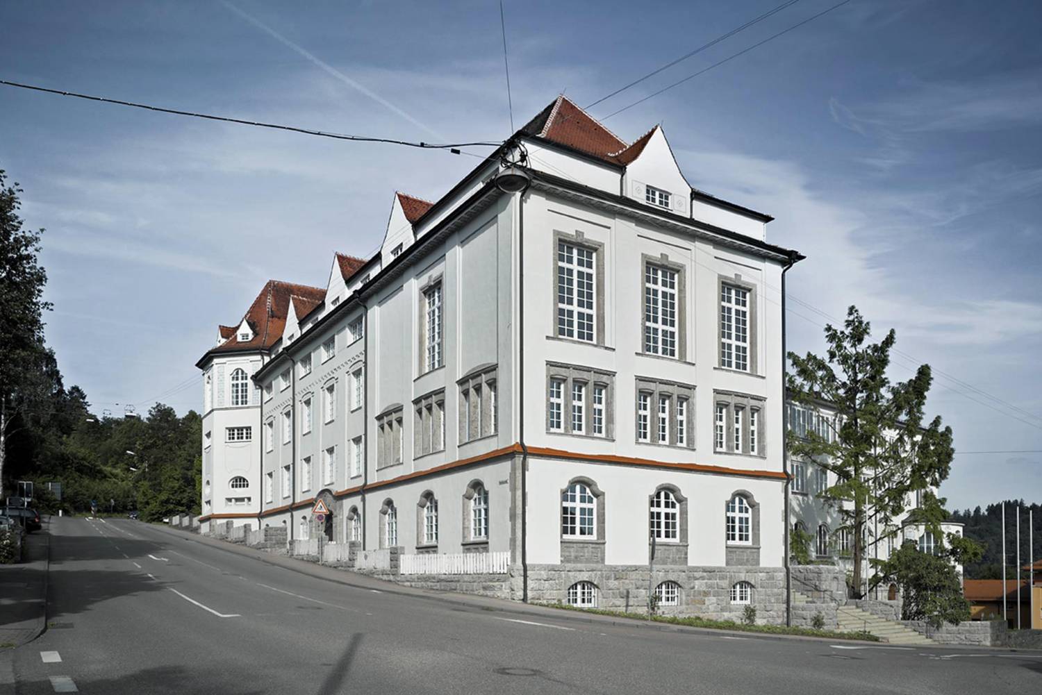 Zu den Leistungen von Klaiber + Oettle Architekten und Ingenieure in Schwäbisch Gmünd gehören unter anderem: Architektur, Innenarchitektur oder Projektentwicklung.