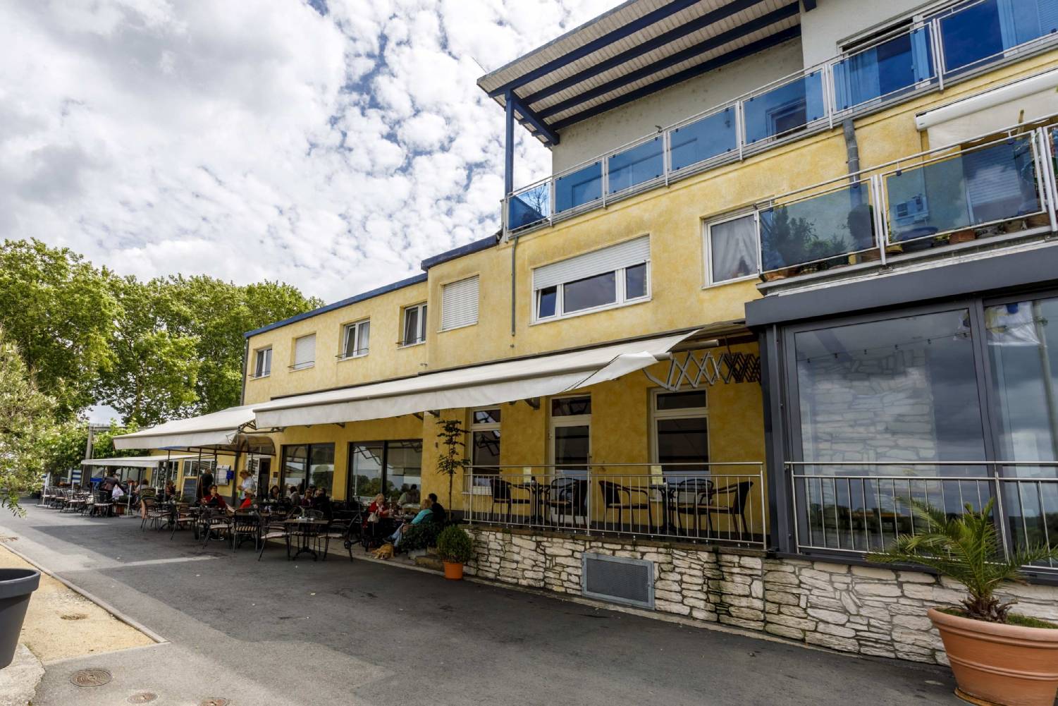 Ihr Business Und Urlaubshotel Am Rhein Startseite