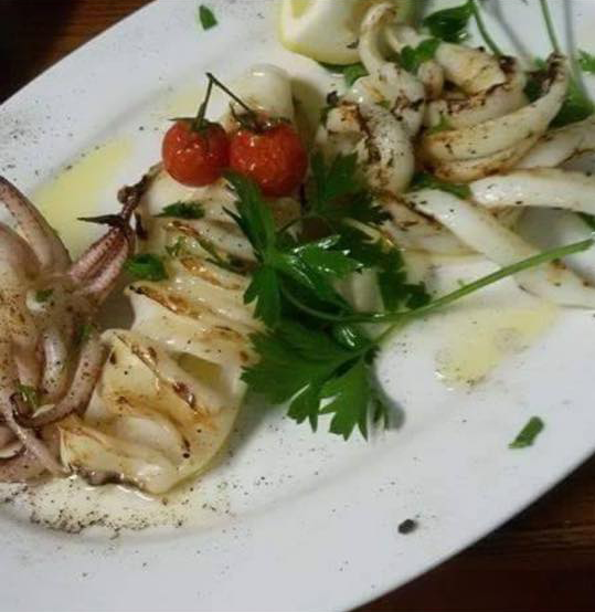 Wir heißen Sie herzlich zu unseren hervorragenden italienischen Köstlichkeiten in Oberhausen willkommen.