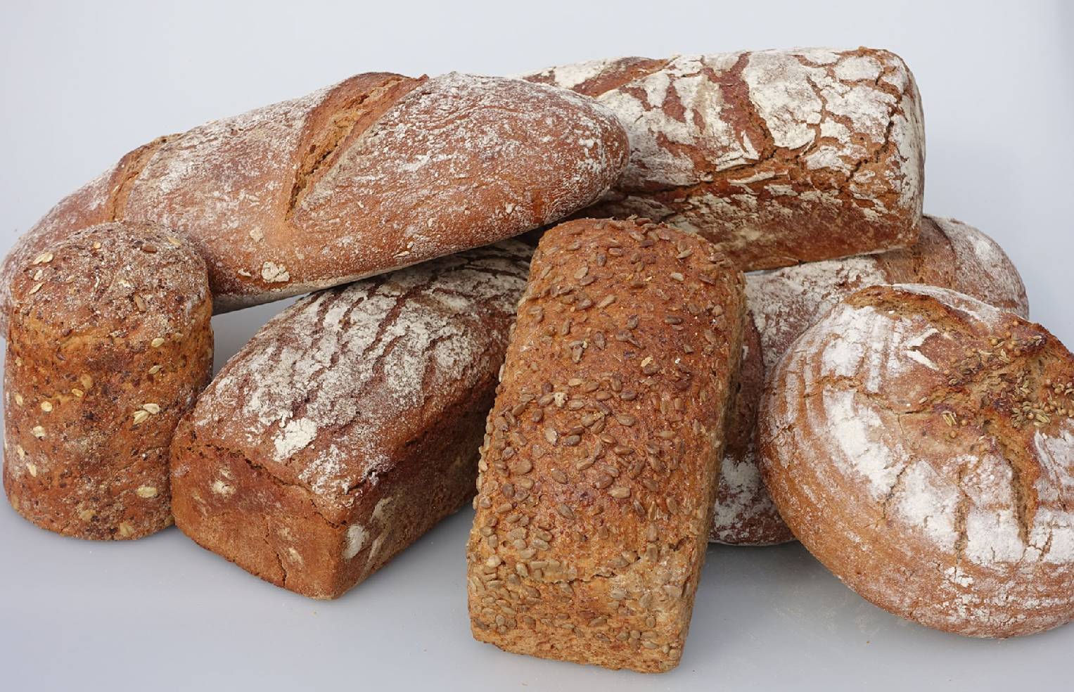In unserem Café in Frankfurt könne Sie auch Brot kaufen - unser Brot ist ein reines Naturprodukt