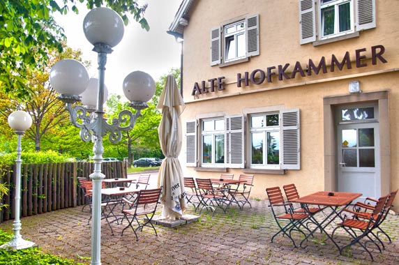 Romantischer Biergarten des Restaurant Alte Hofkammer Stuttgart