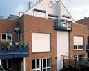Unsere Rolladen in Bochum können zum Blickfang Ihrer Fassade werden.