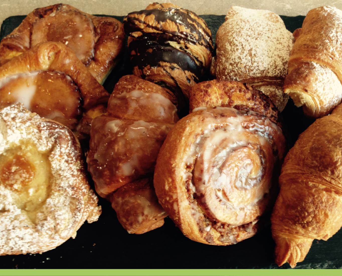 Unsere Bäckerei bietet Ihnen neben den besten Brezen Münchens eine große Auswahl an Semmeln.