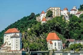 Kehren Sie in unserem Gasthof ein und unternehmen Sie einen Ausflug in die Umgebung von Passau!