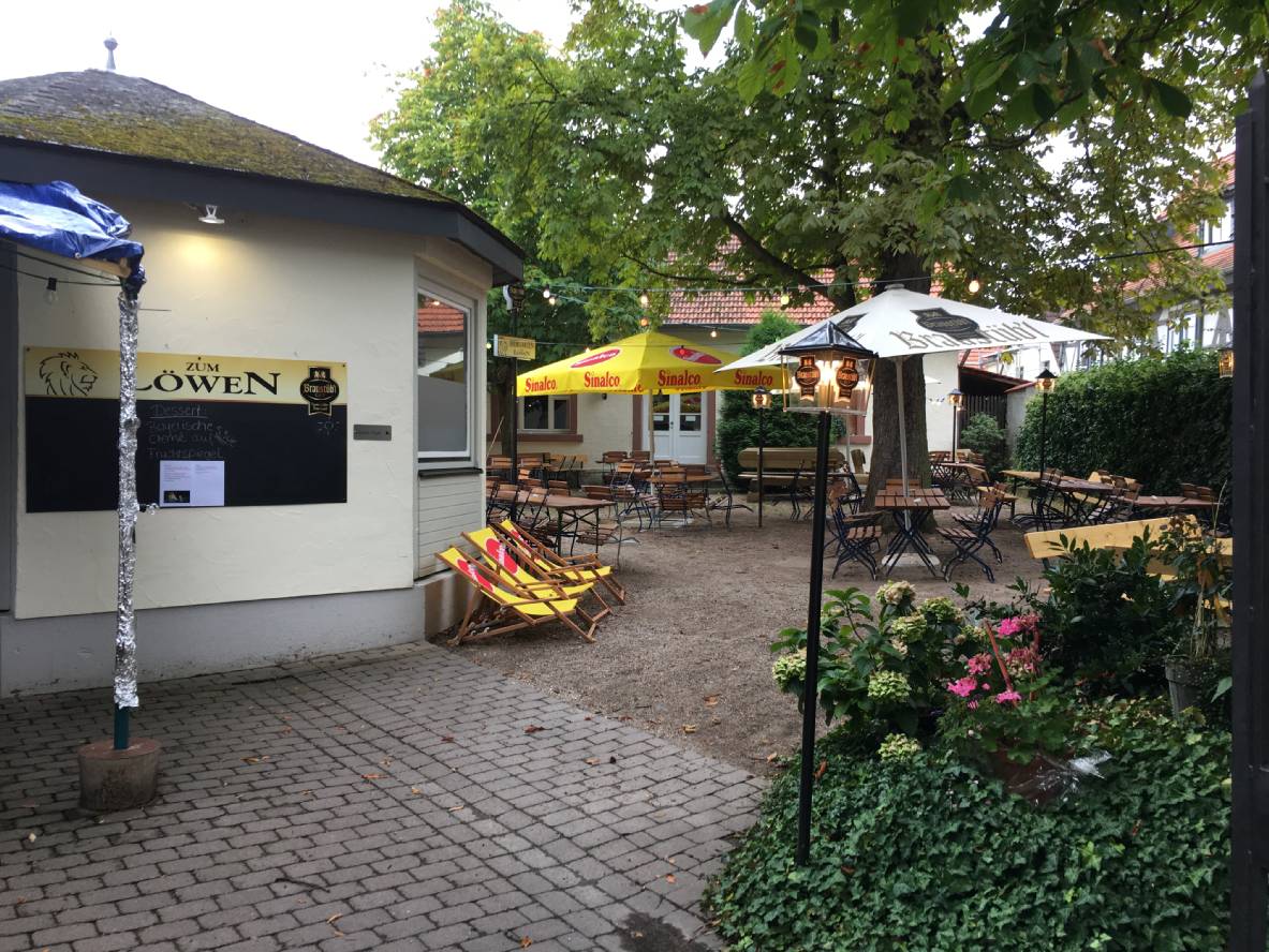 Für unsere Kunden halten wir stets unser Restaurant, den Biergarten und den Festsaal in Seeheim Jugenheim bereit.