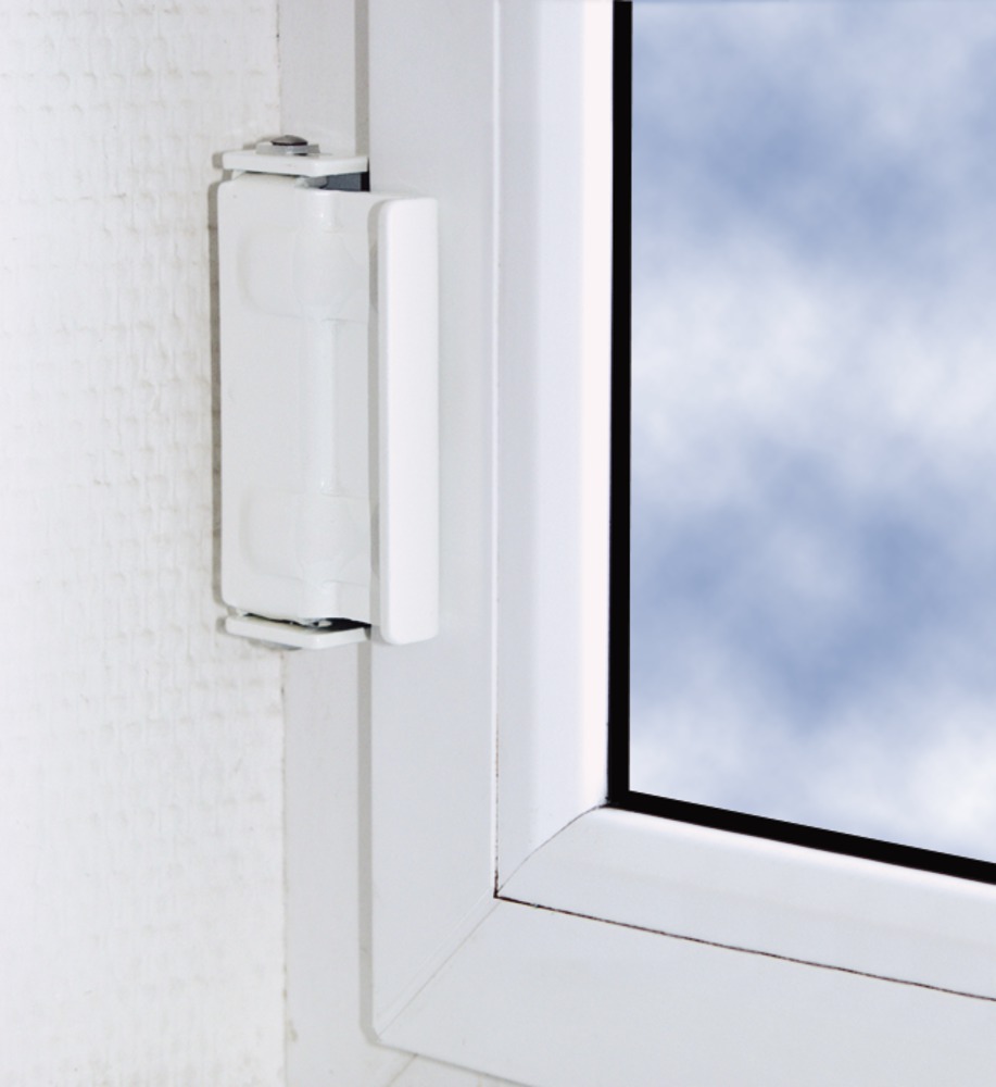 Neben einer universellen Fenster- und Türsicherung für nach innen öffnende Fenster und Fenstertüren benötigen Sie für den perfekten Einbruchschutz eine Alarmanlage
