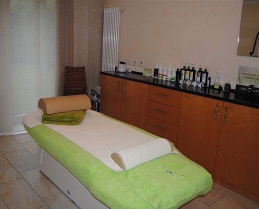 Alle Anwendungen wie Massagen oder auch Lymphdrainage finden in den Räumlichkeiten des Landhotel Wasserwerk in Freinsheim statt.
