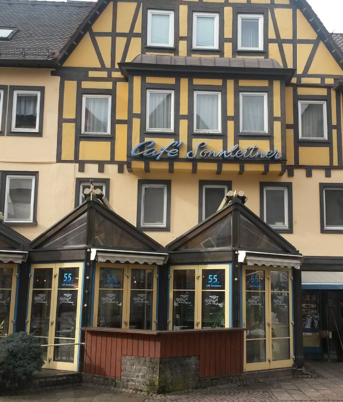 Außenansicht Café Sonnleitner in Heidenheim an der Brenz.