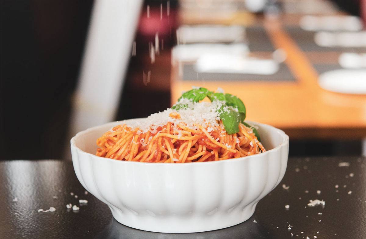 Besuchen Sie den Italiener Cavallino in Stuttgart und probieren Sie unsere hauseigenen Spaghetti.