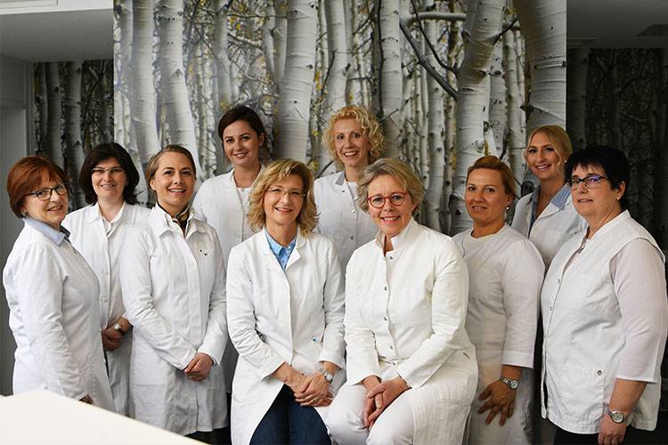 Unser Team besteht aus Expertinnen der Allgemeinmedizin. Wir sind als Hausarzt für Sie in Muggensturm für Sie da.