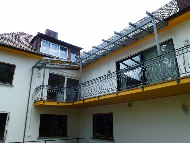 Balkon&uuml;berdachung_Friedensdorf(2) (640x480)