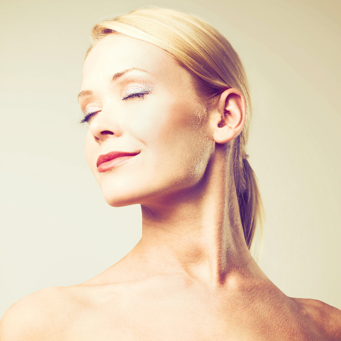 Mit einer Schälkur lassen sich Hautunreinheiten, vergrößerte Poren sowie Pigmentflecken und Pigmentstörungen behandeln