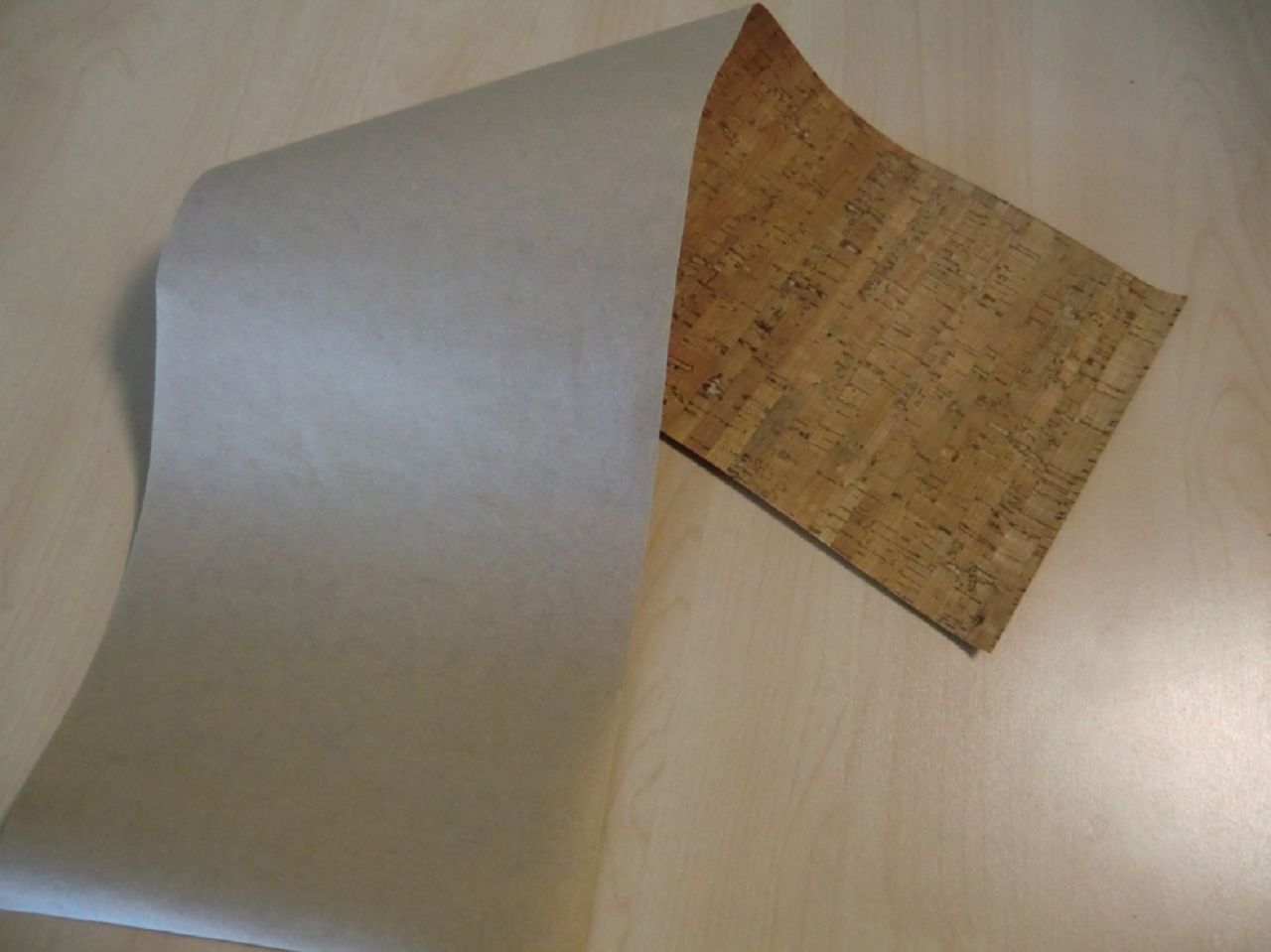 Korkpapier ``Lusitania´´ im Zuschnitt ab 1 m², Breite 1m