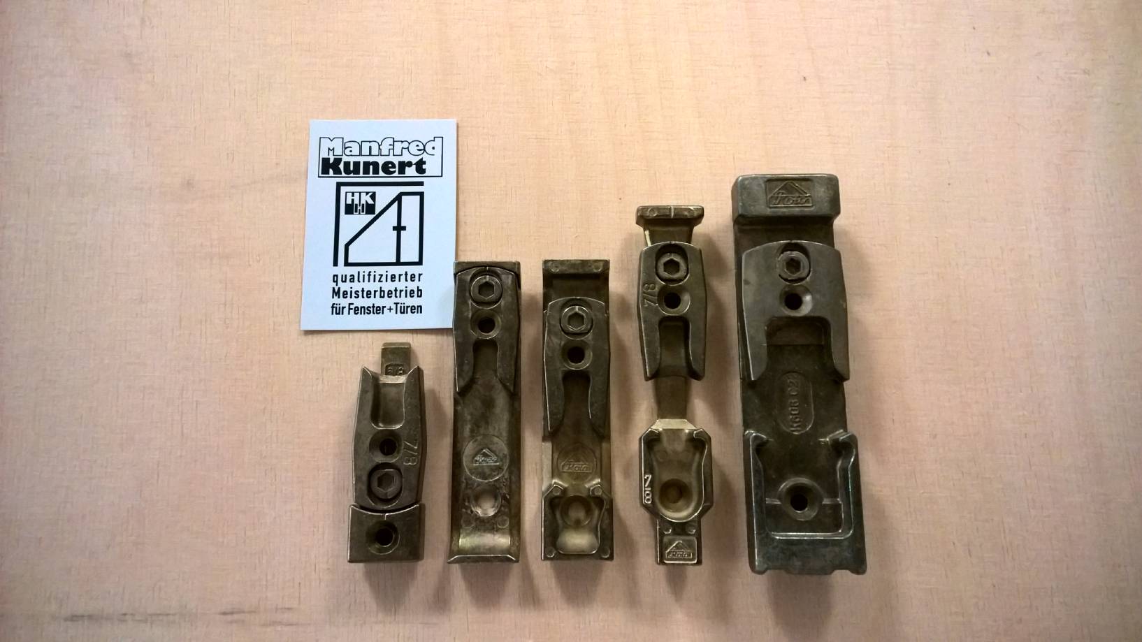 qualifizierter meisterbetrieb fur fenster und ture fensterersatzteile fensterbeschlage reparaturservie verkauf